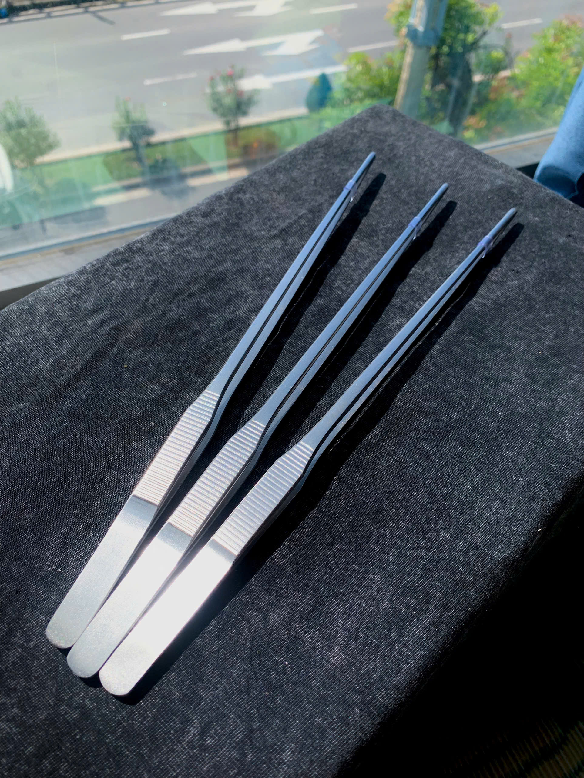 Nhíp gắp, nhím cặp bằng Inox không rỉ dài từ 12 đến 30cm có loại thẳng và cong